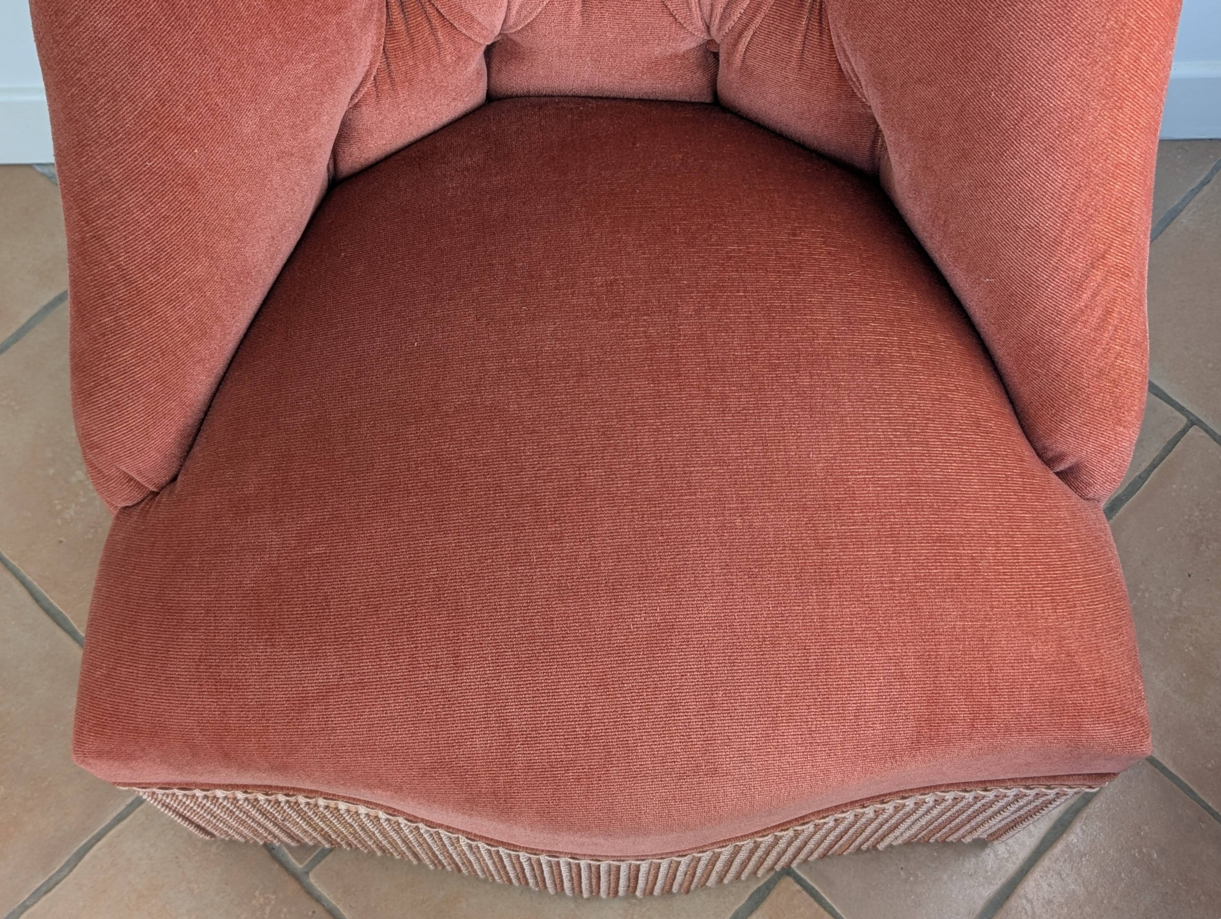 Velvet frog armchair