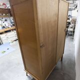 Armoire penderie 1950 pieds compas portes coulissantes plateau neuf
