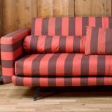 Red and purple fabric sofa from 1970