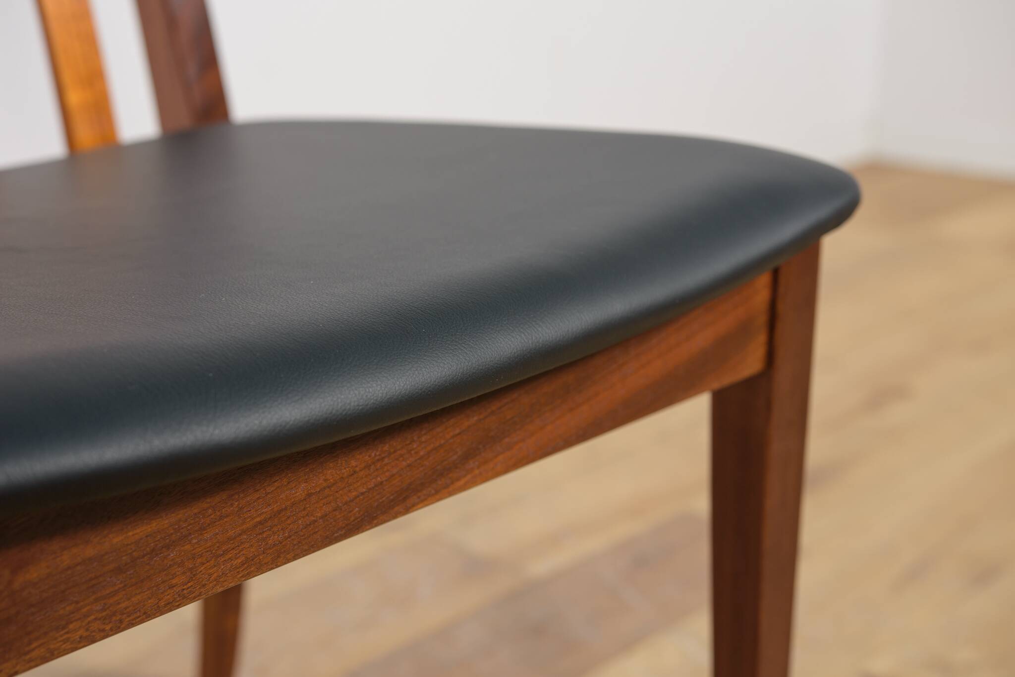 Mid-Century Teak and Leather Dining Chairs by Leslie Dandy for G-Plan, 1960