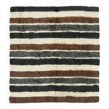 Tapis d'aire en kilim en laine et coton beige turc vintage noué à la main 127x140