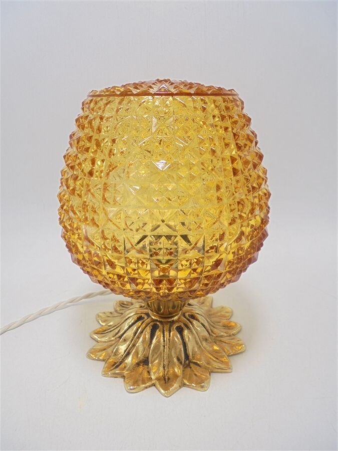 Amber lamp