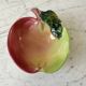 Vide poche pomme en barbotine vintage