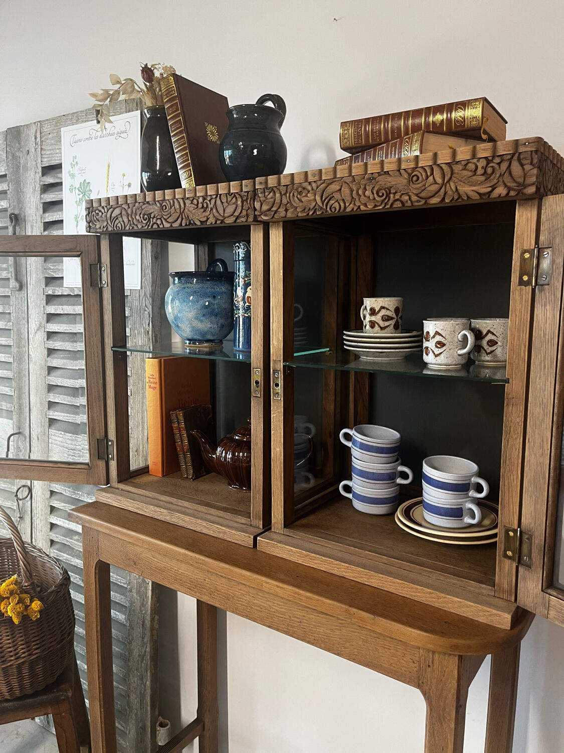 Pair of Art Deco display cabinets - 1930s