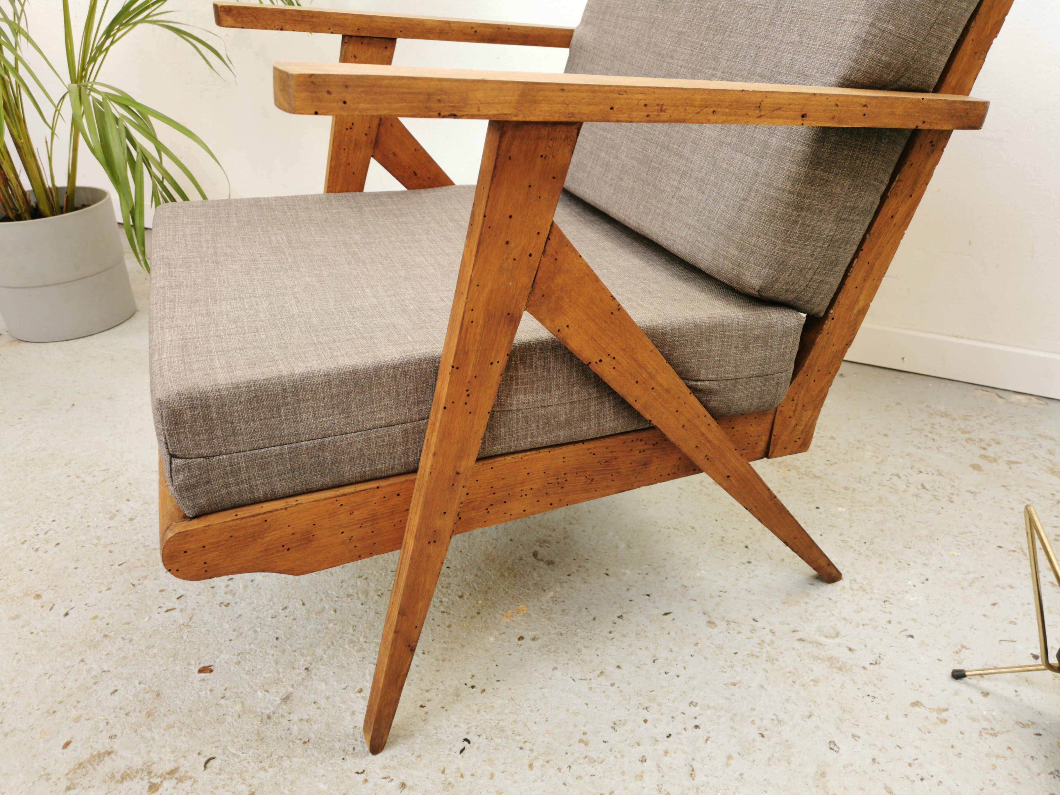 Modernist vintage armchair 1950