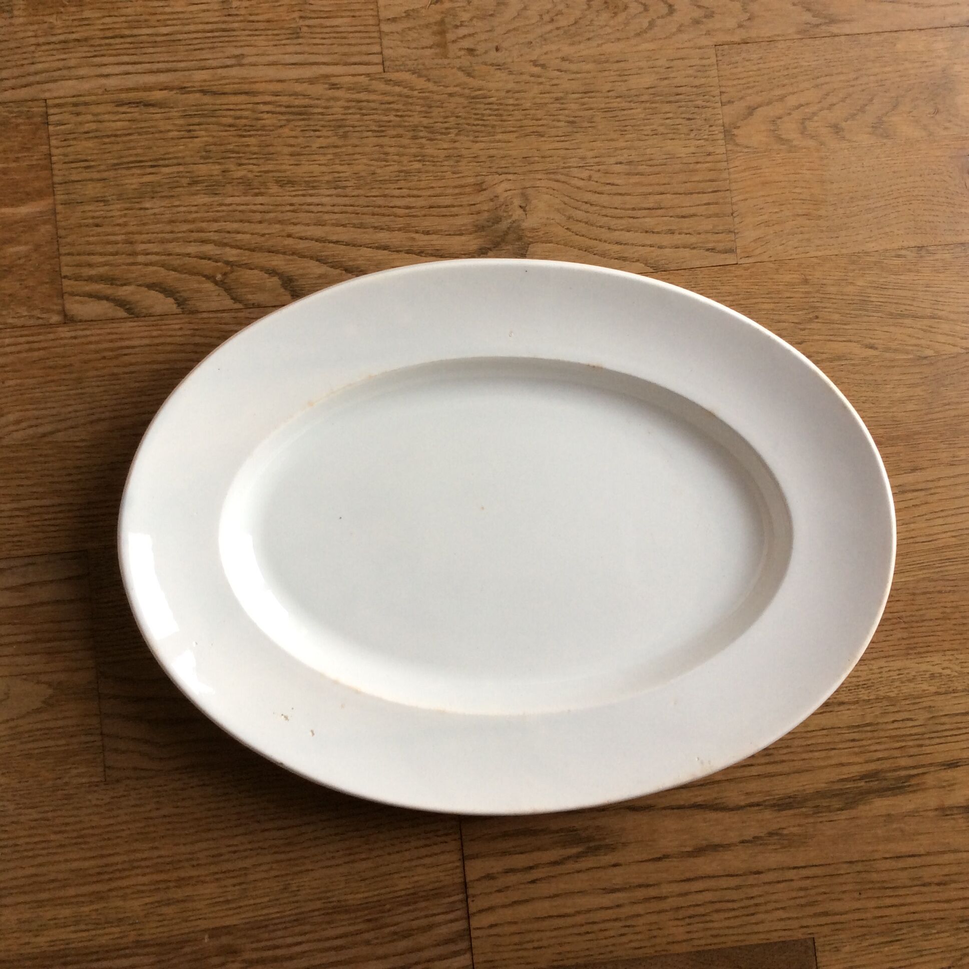 Old oval white dish veillard bordeaux