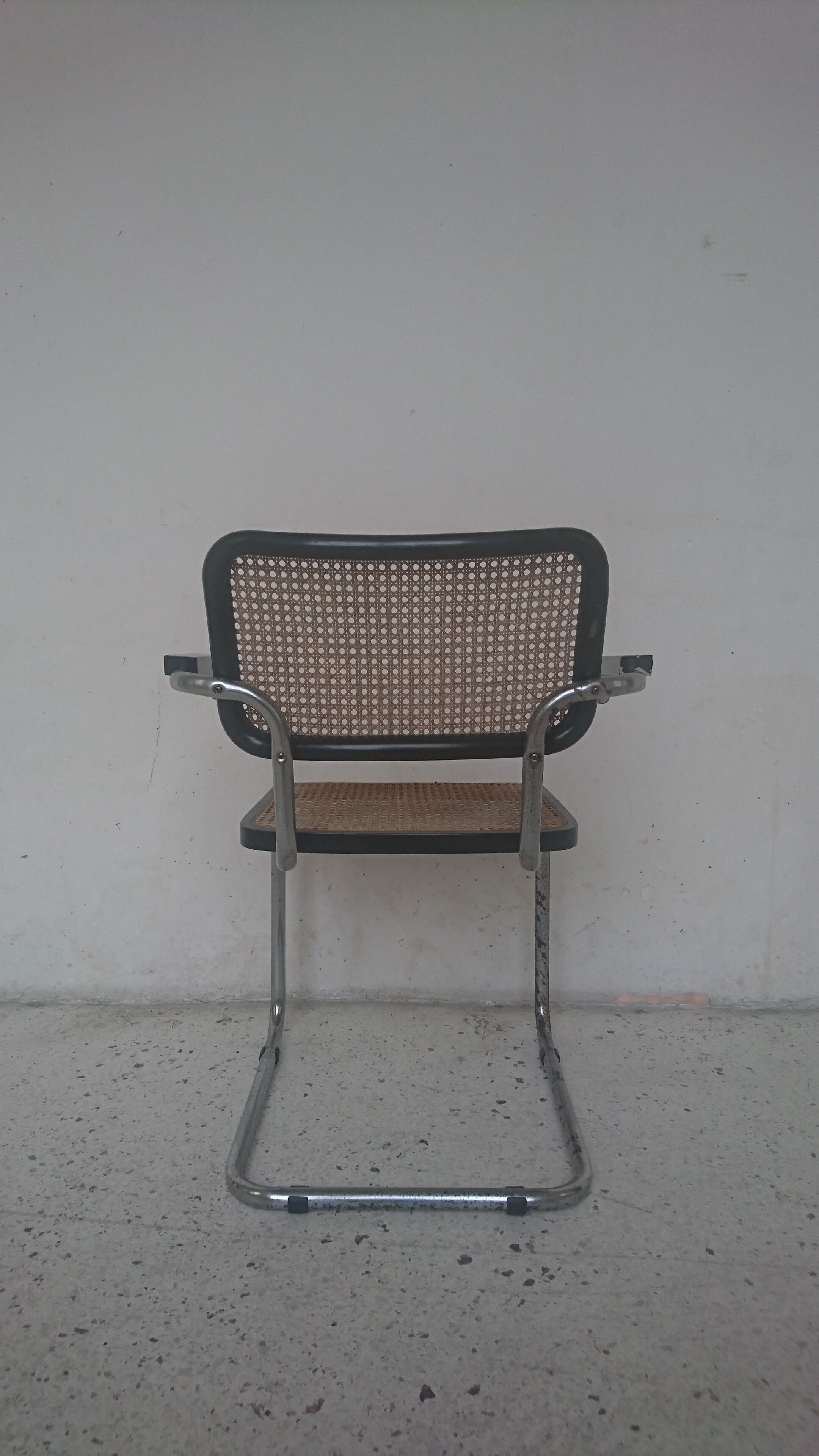 Paire de fauteuils Cesca B64 de Marcel Breuer