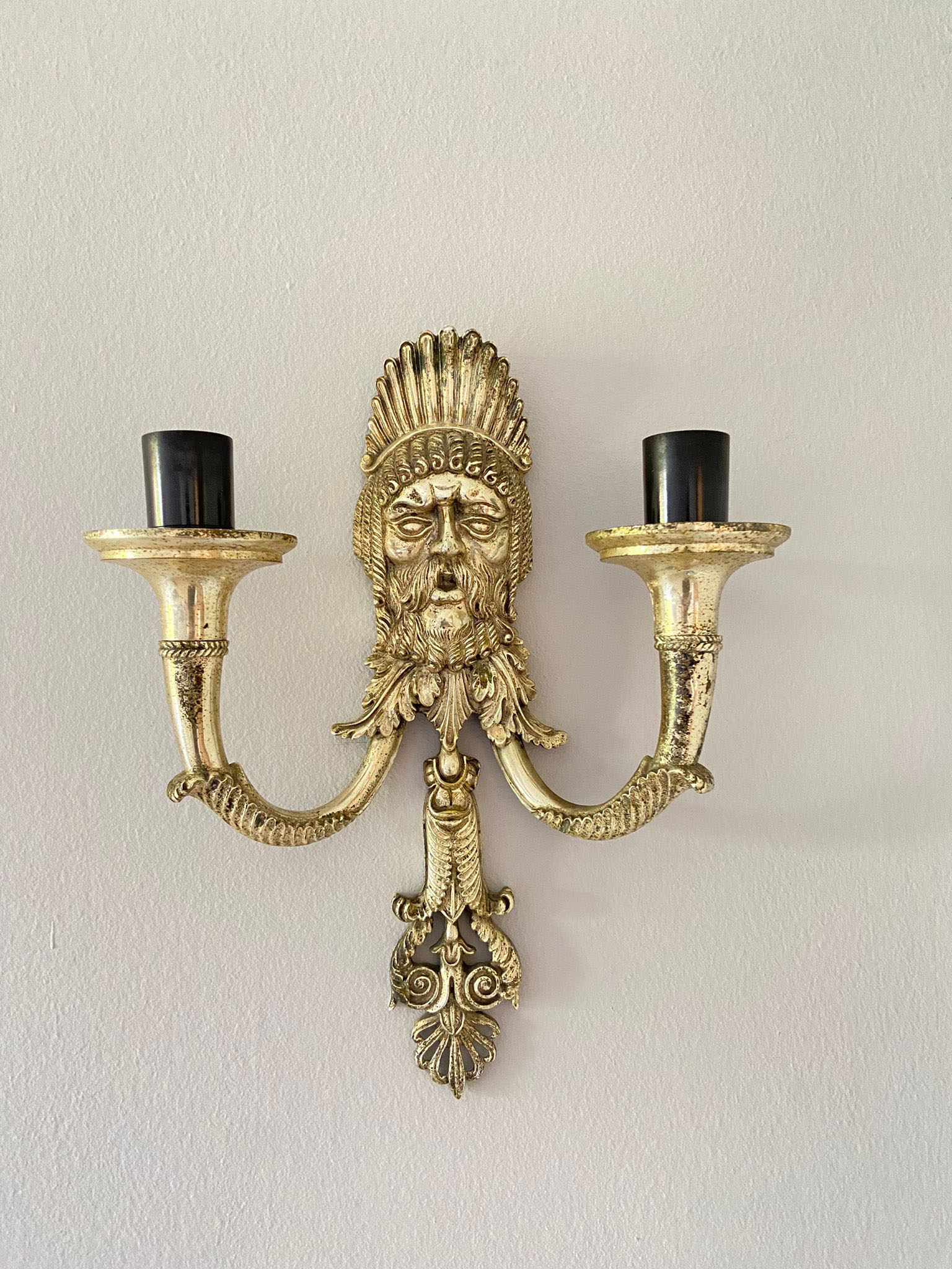 Wall lamp Mascherone Tragedia Greca in silver cast alloy