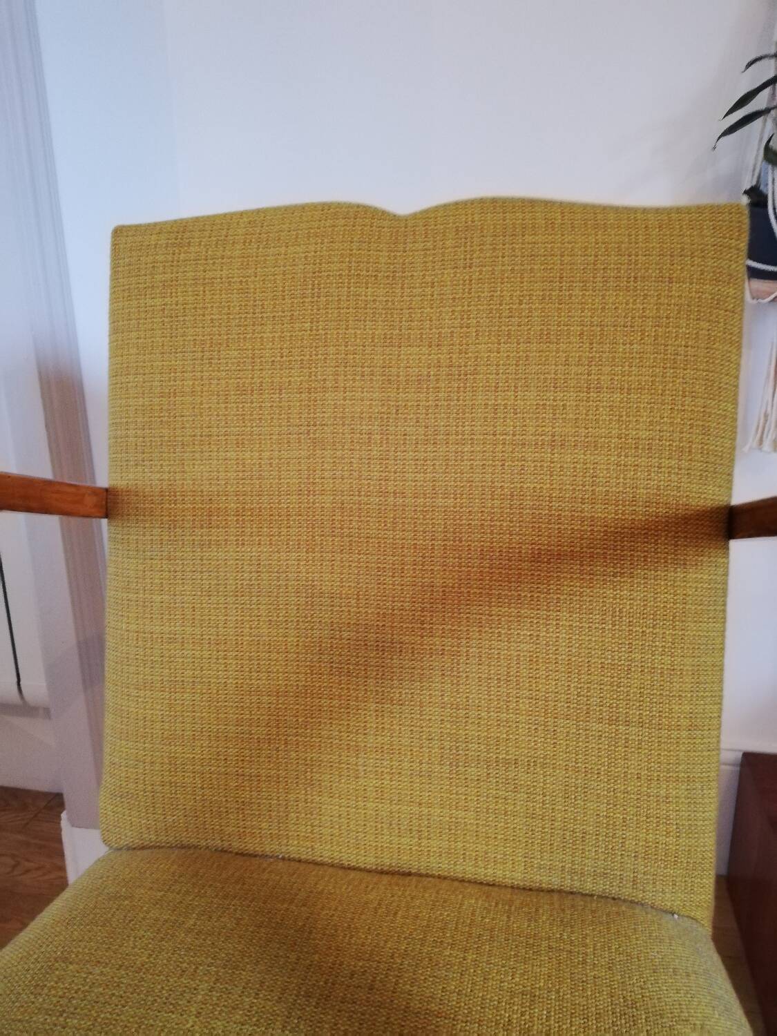 Bridge armchair with mustache back