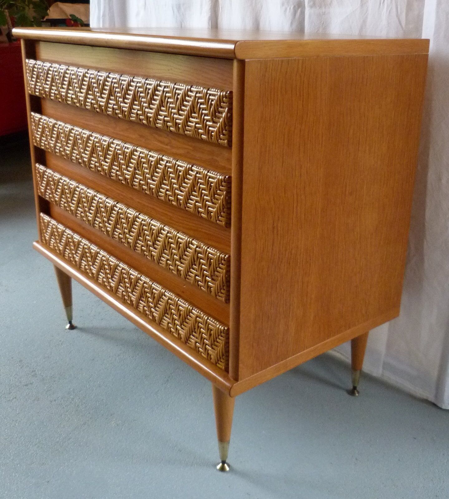 60s chest of drawers