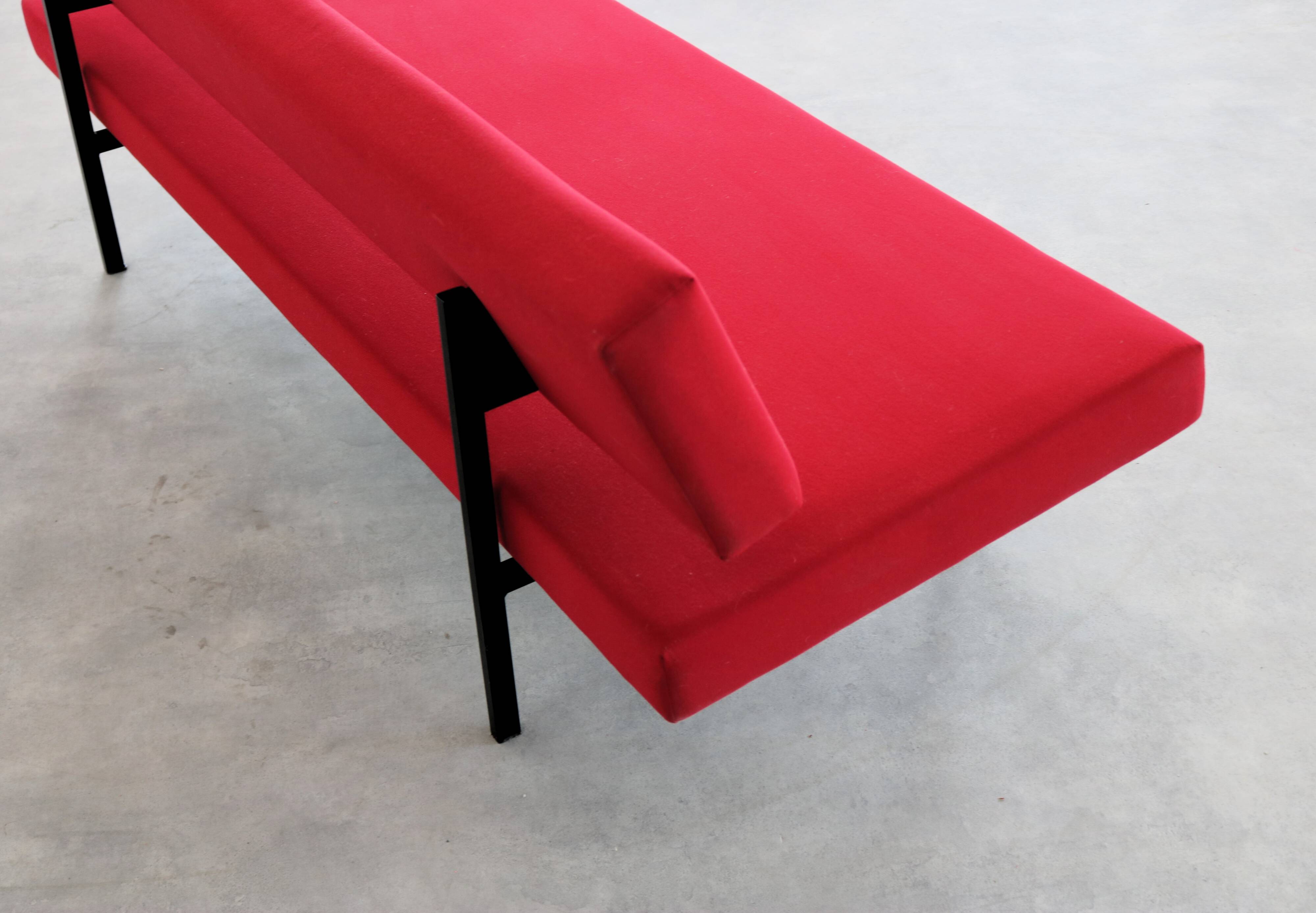 vintage sofa | sofa bed | daybed