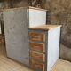 Commode asymétrique