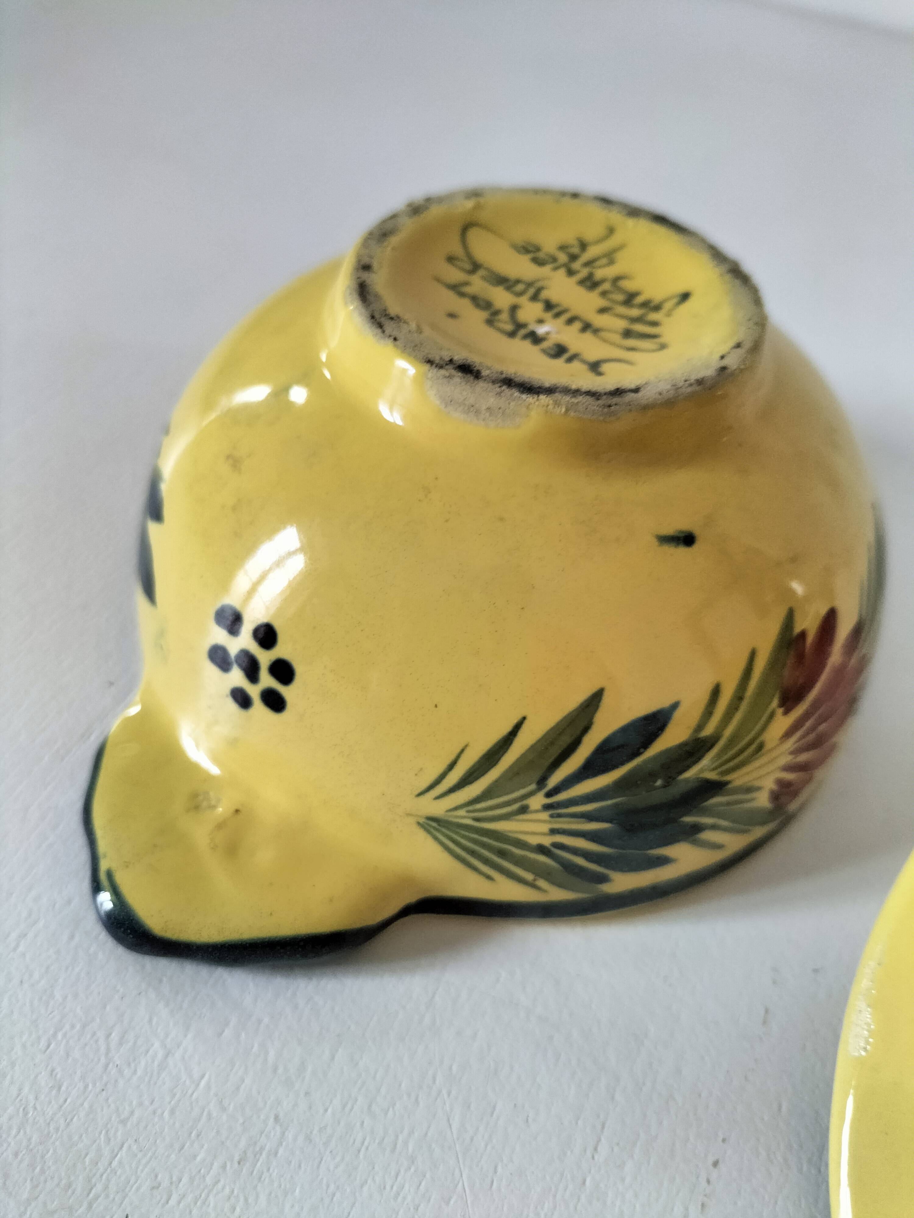 Breton bonbonnière Quimper Henriot – Hand-painted earthenware