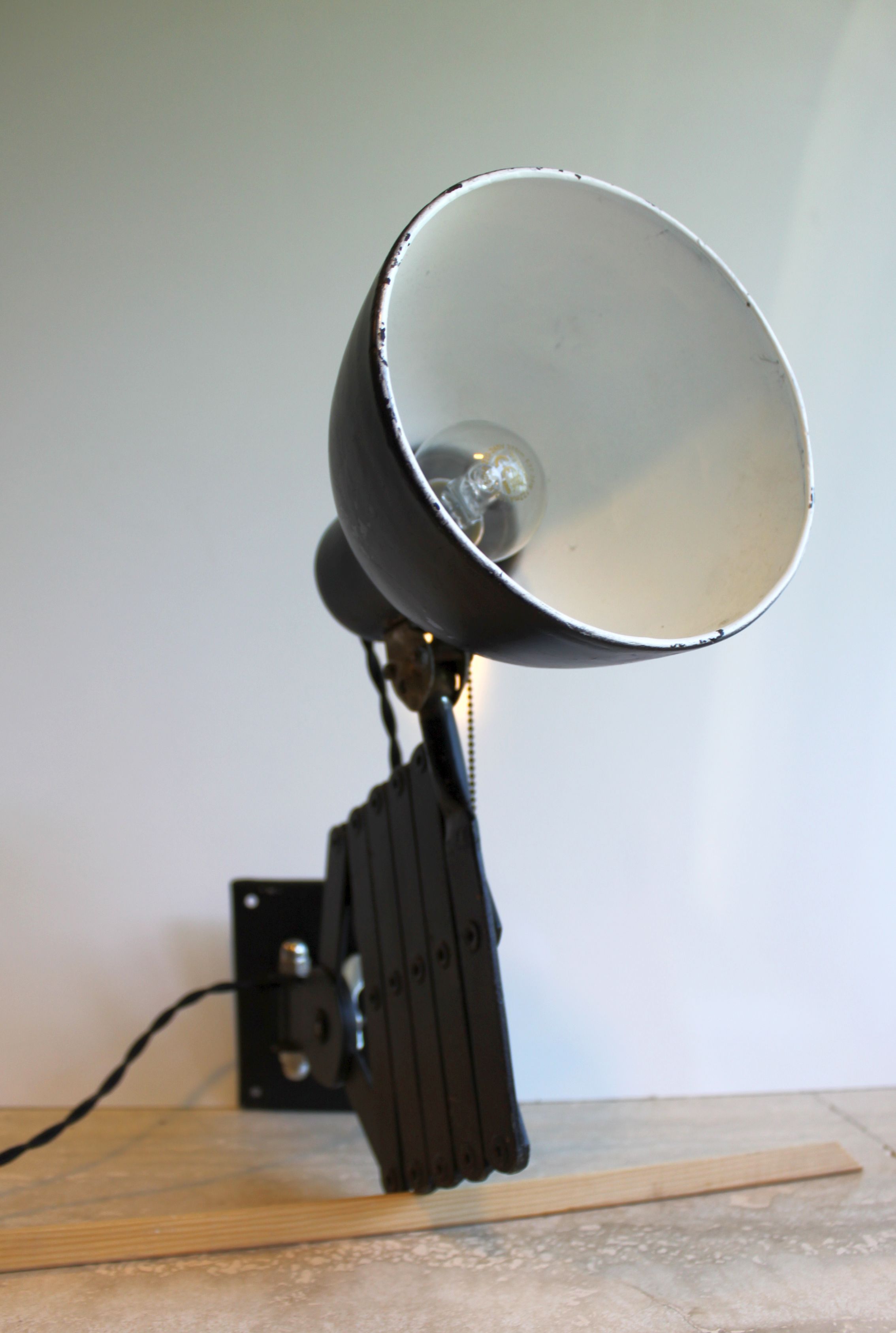 Workshop scissor lamp, 30's