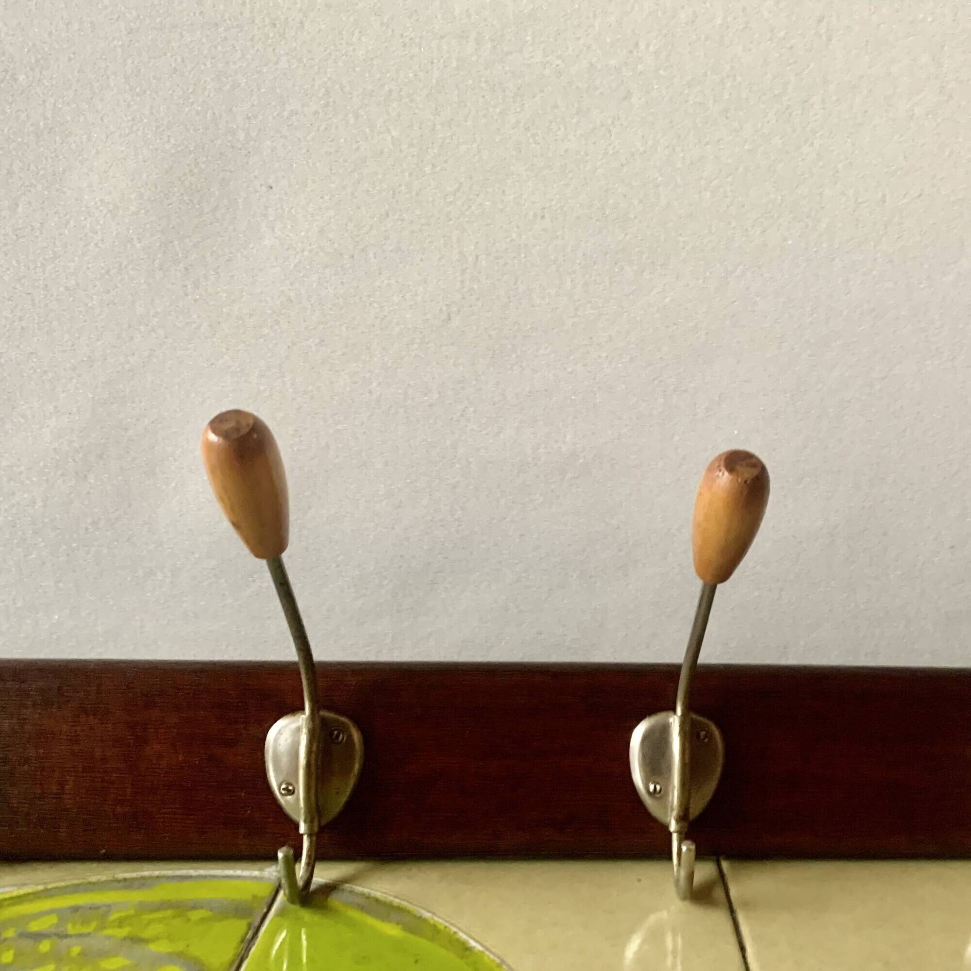 Vintage wooden wall coat rack - 6 hooks