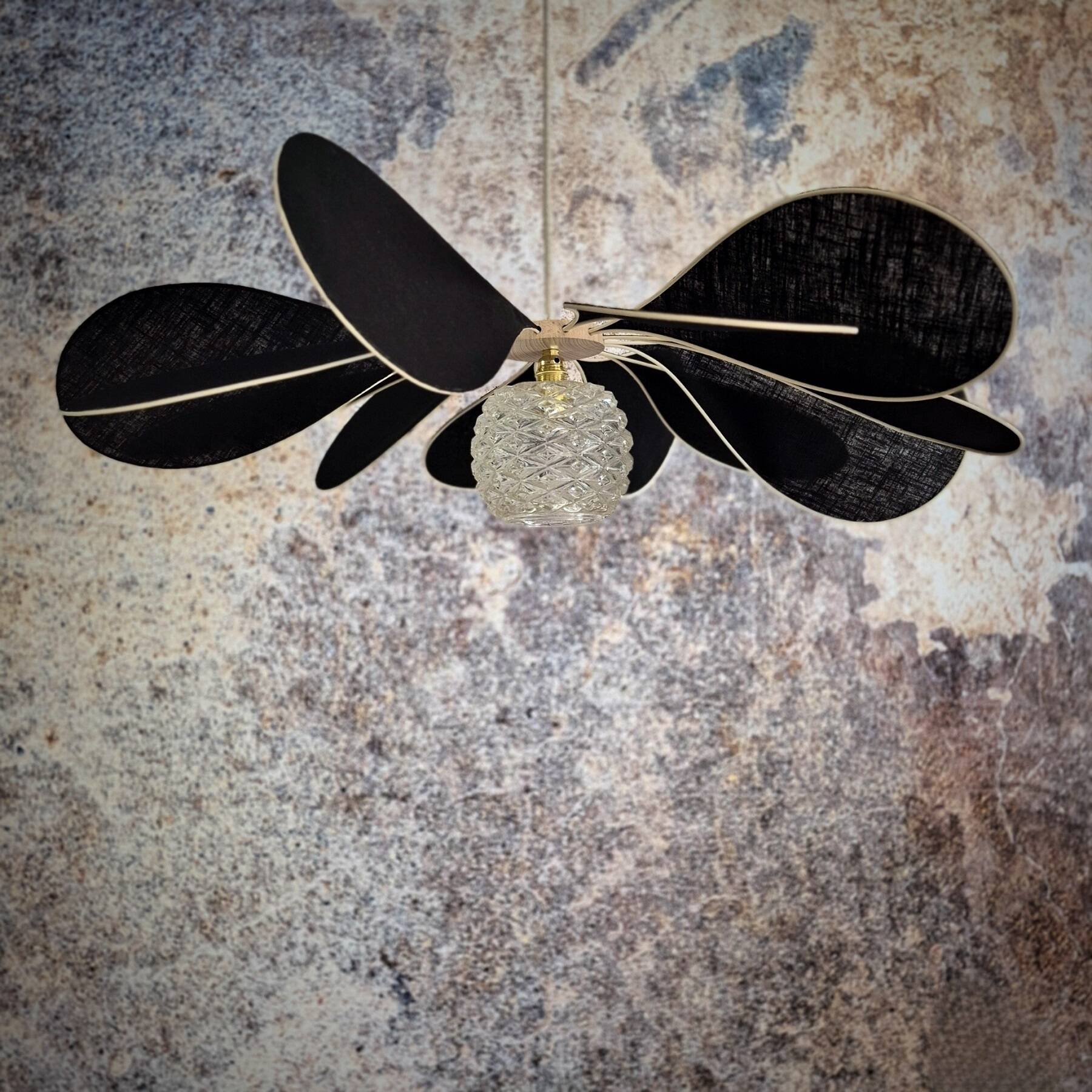 12-blade aerial suspension in rattan and black linen with vintage globe