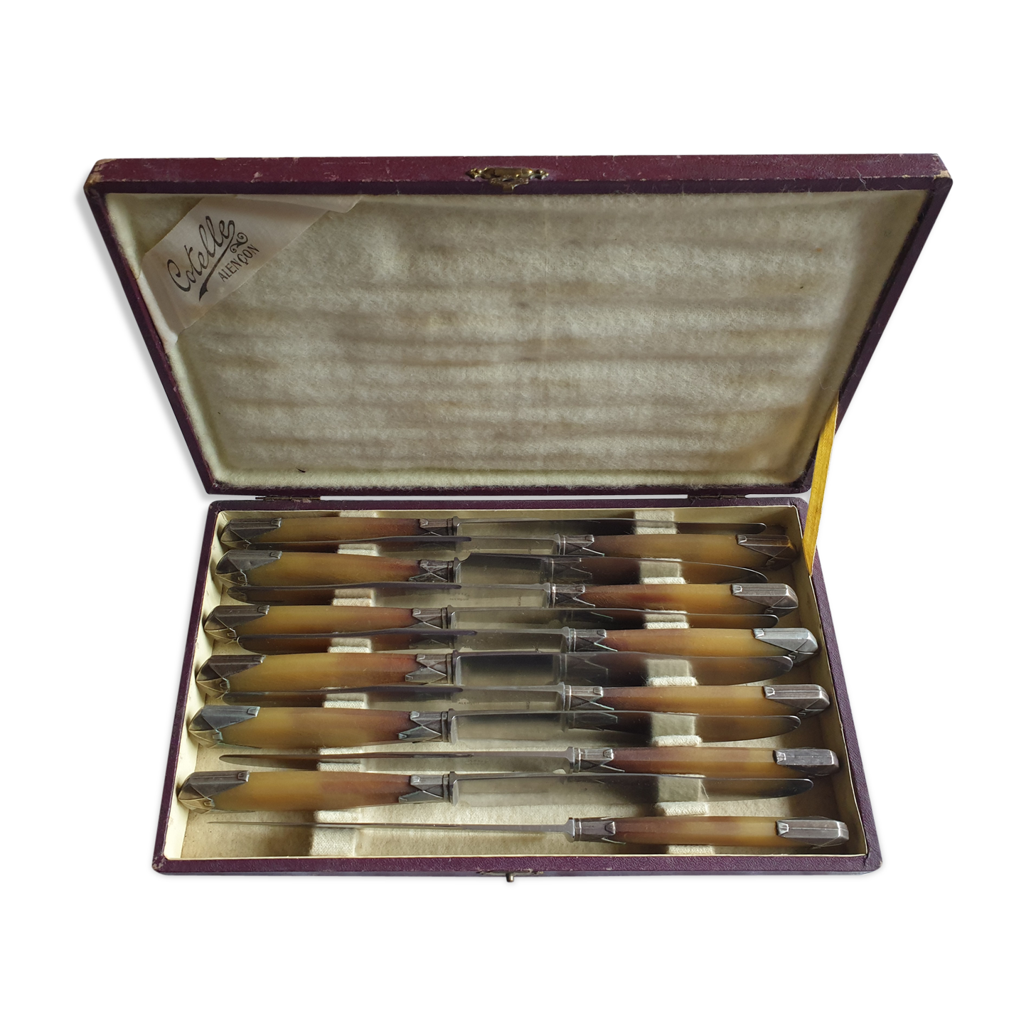 12 art deco knives