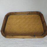 Pretty serving tray in woven bamboo and rattan. 70s. Vintage.