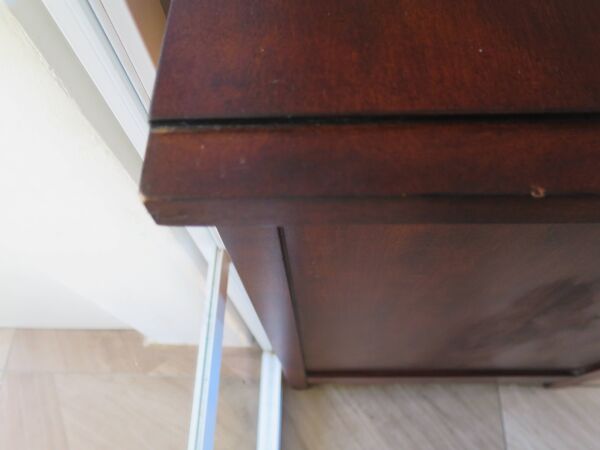 Commode longue–3 tiroirs -style colonial–Teinte acajou