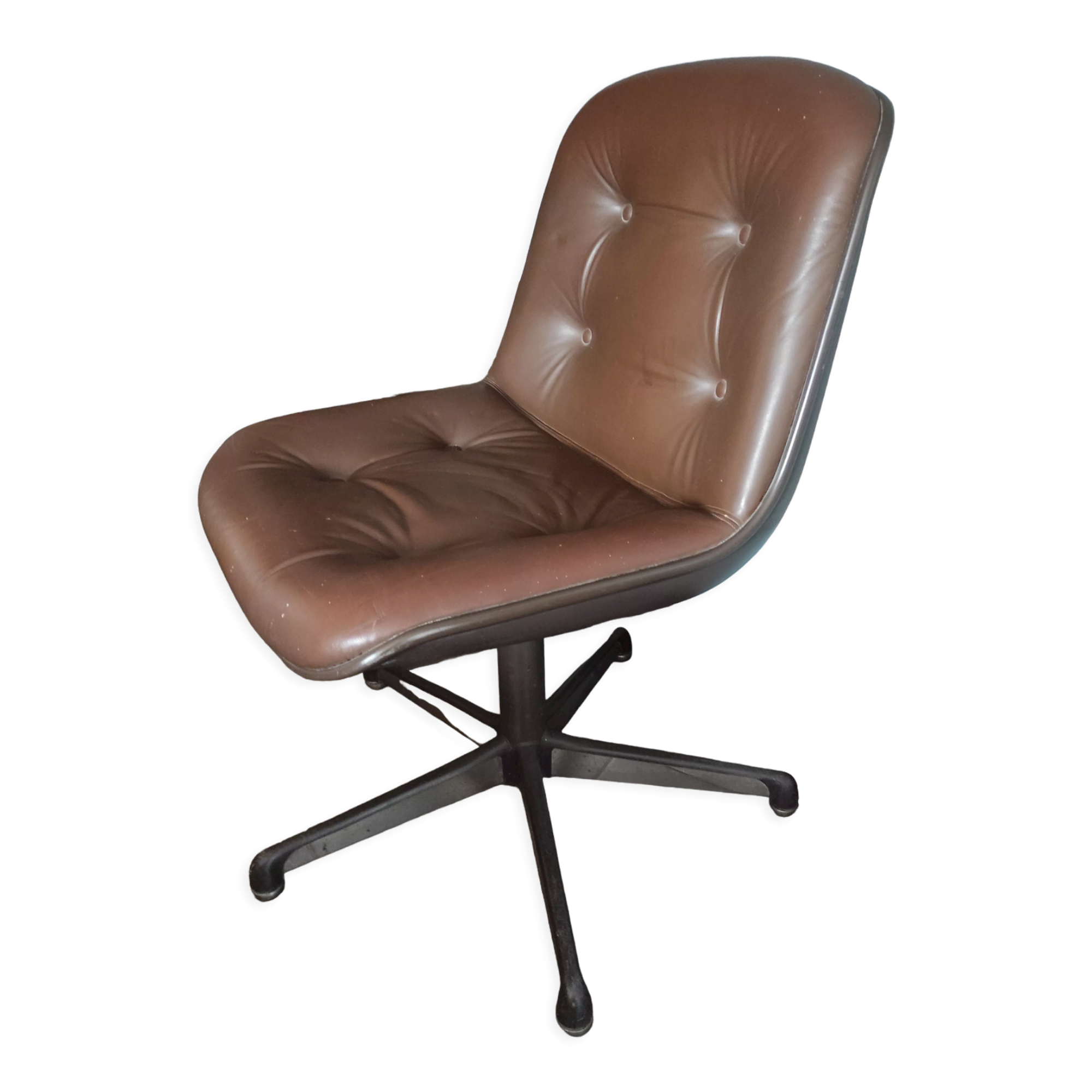Leather armchair for Comforto