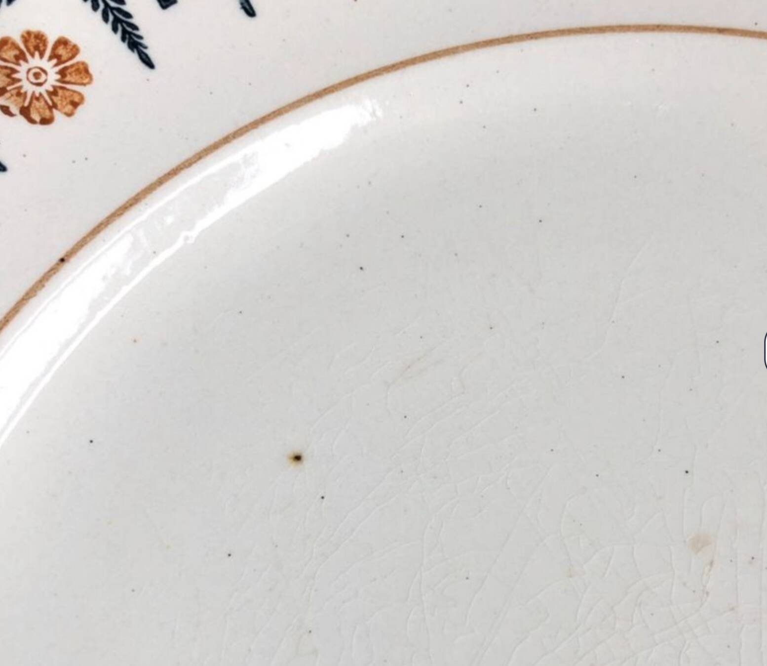 Footed plate, Iron earth, Saint-Amand