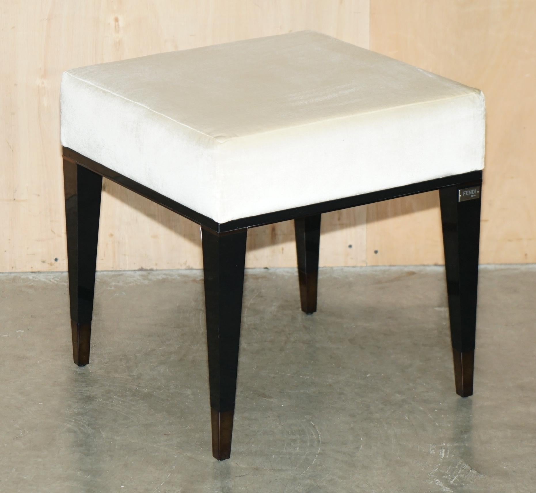Table de toilette et tabouret Nascondino Fendi Casa en ébène Macassar
