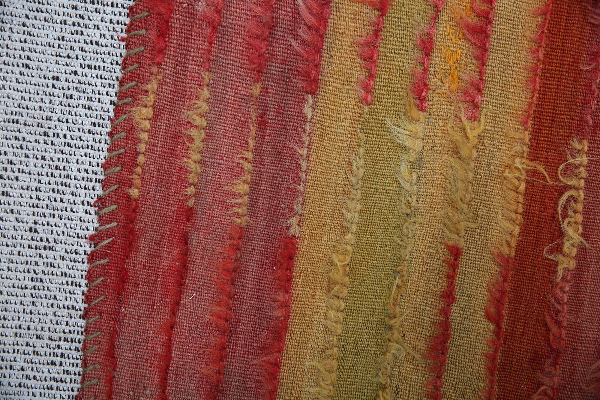 Modern Handmade Vintage Wall Rug, 75x134Cm