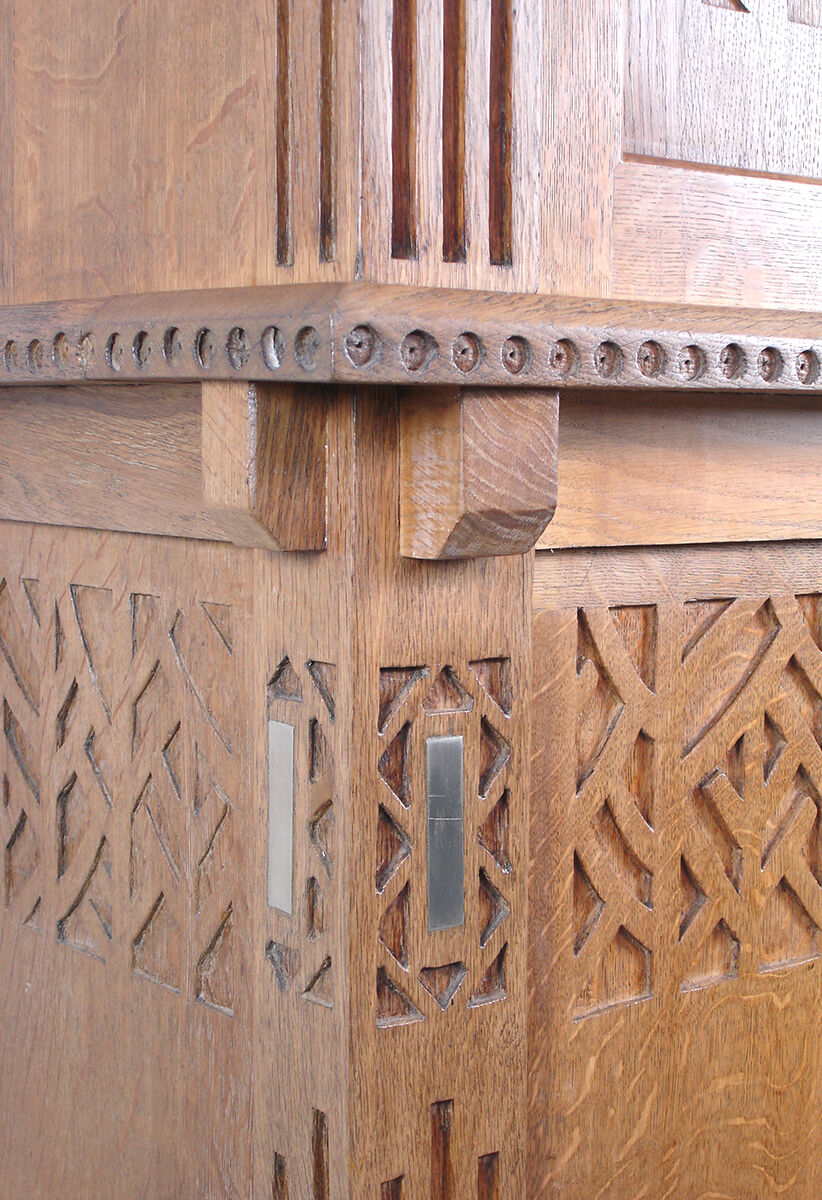 Two-body buffet in channel arts - crafts