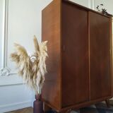 Compas foot cabinet