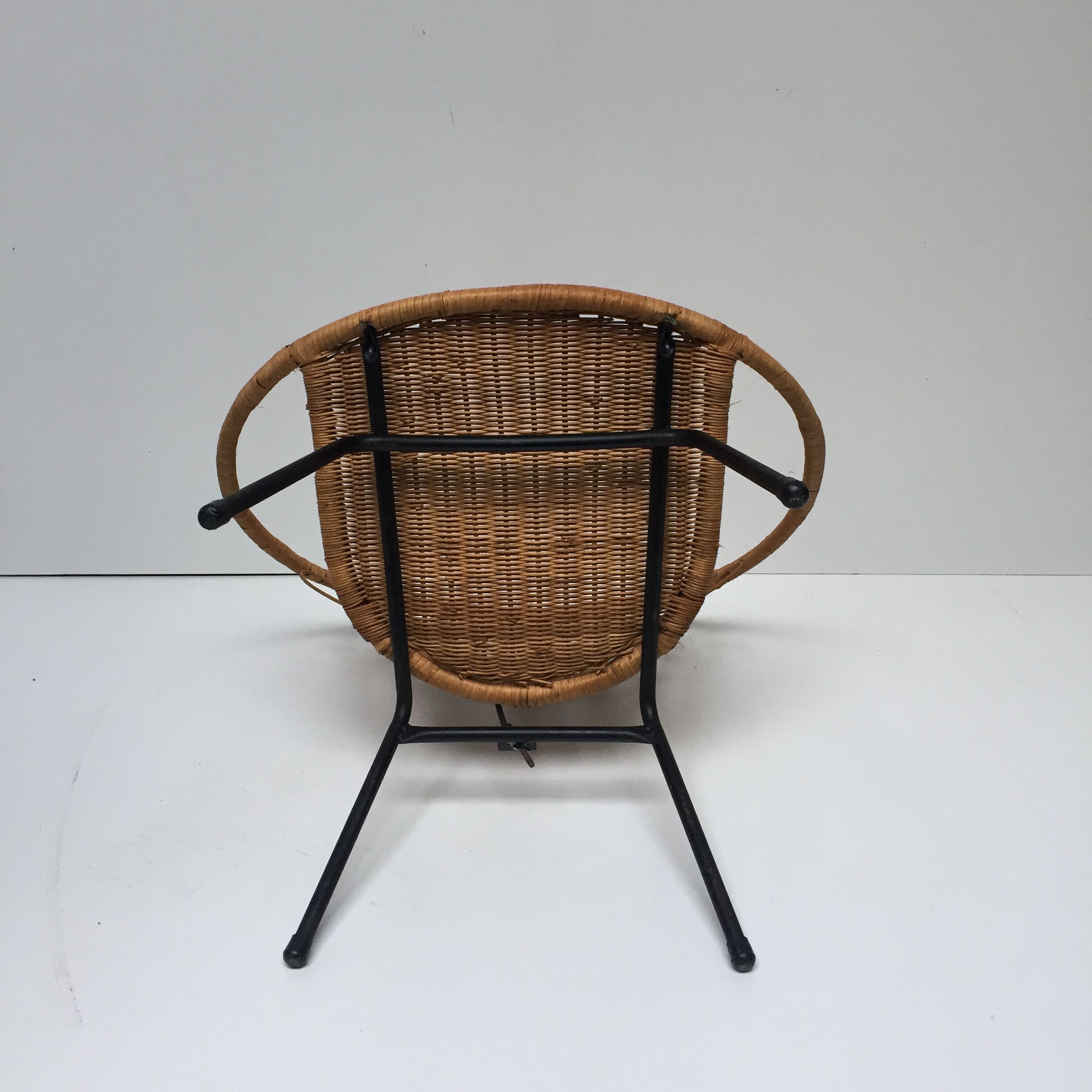 Vintage Bohemia volutes rattan chair