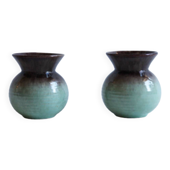 Pair of vases
