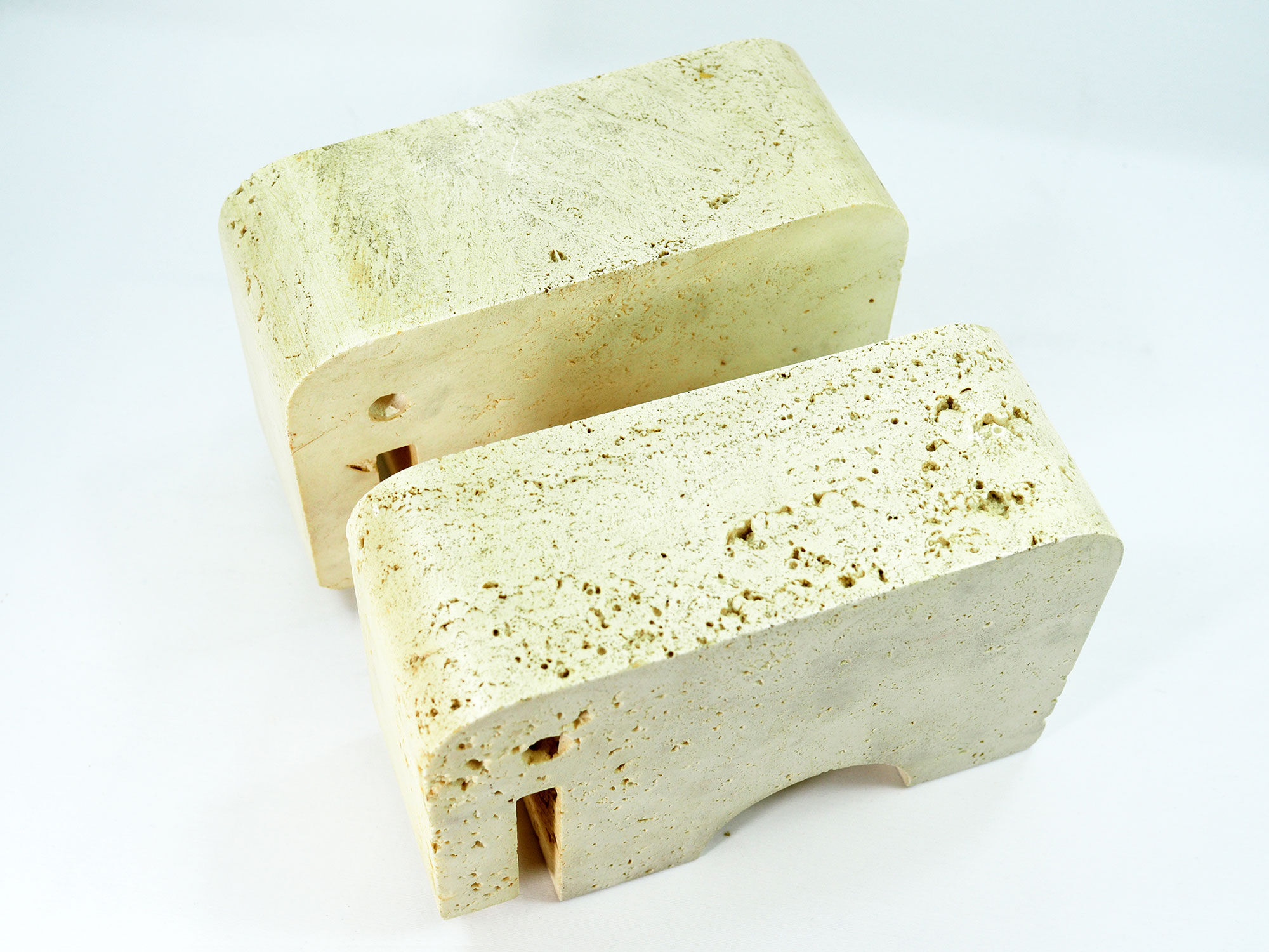 Pair elephant bookends travertine Fratelli Mannelli, 1970s