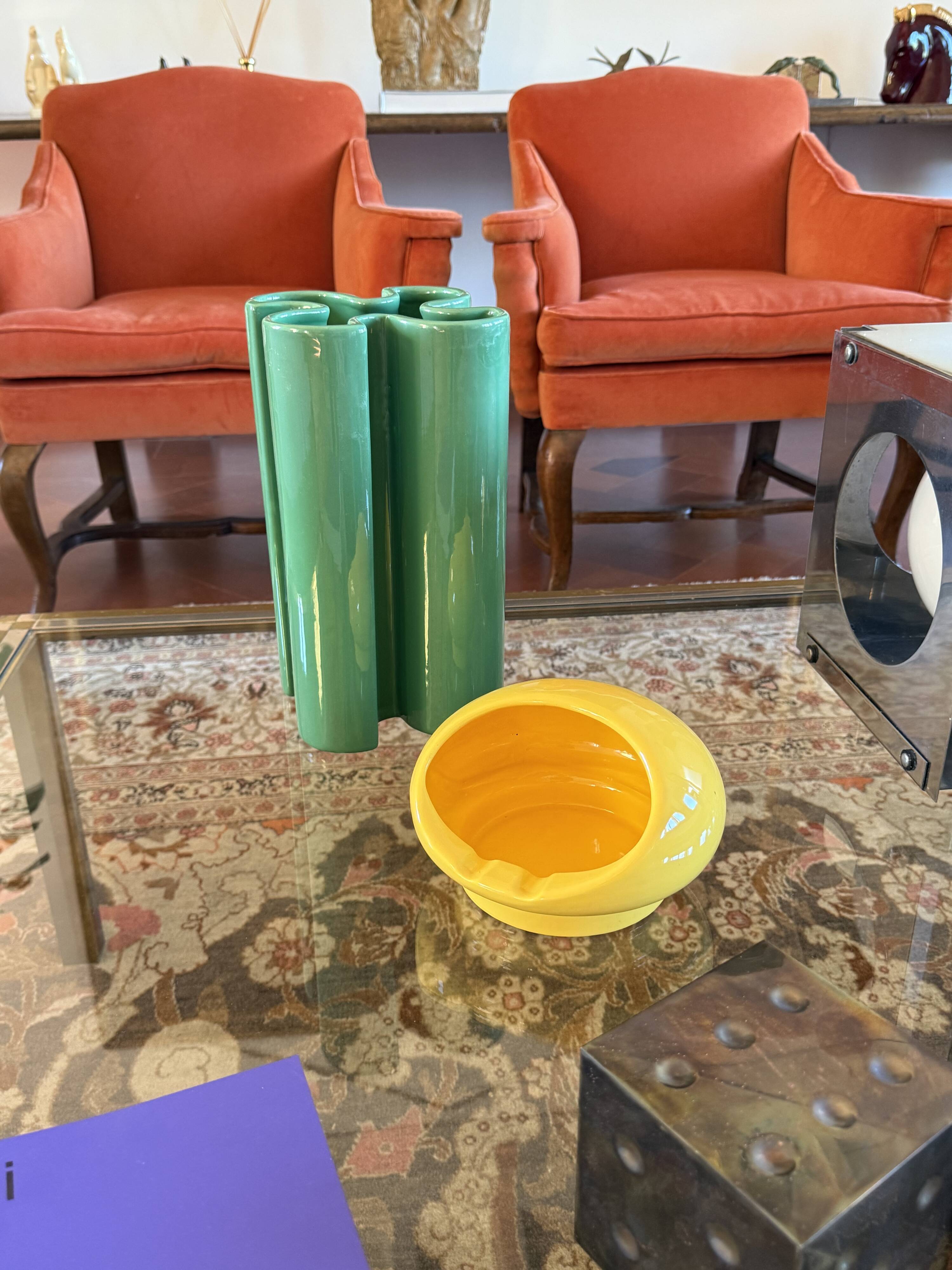 Space age yellow ceramic ashtray, Viba Italy 1970s