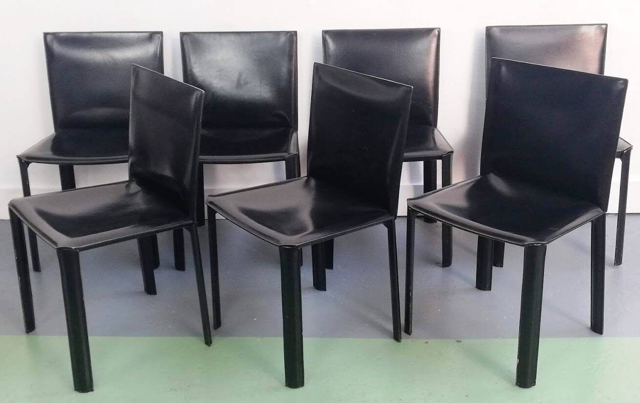 Set of 6 De Couro chairs