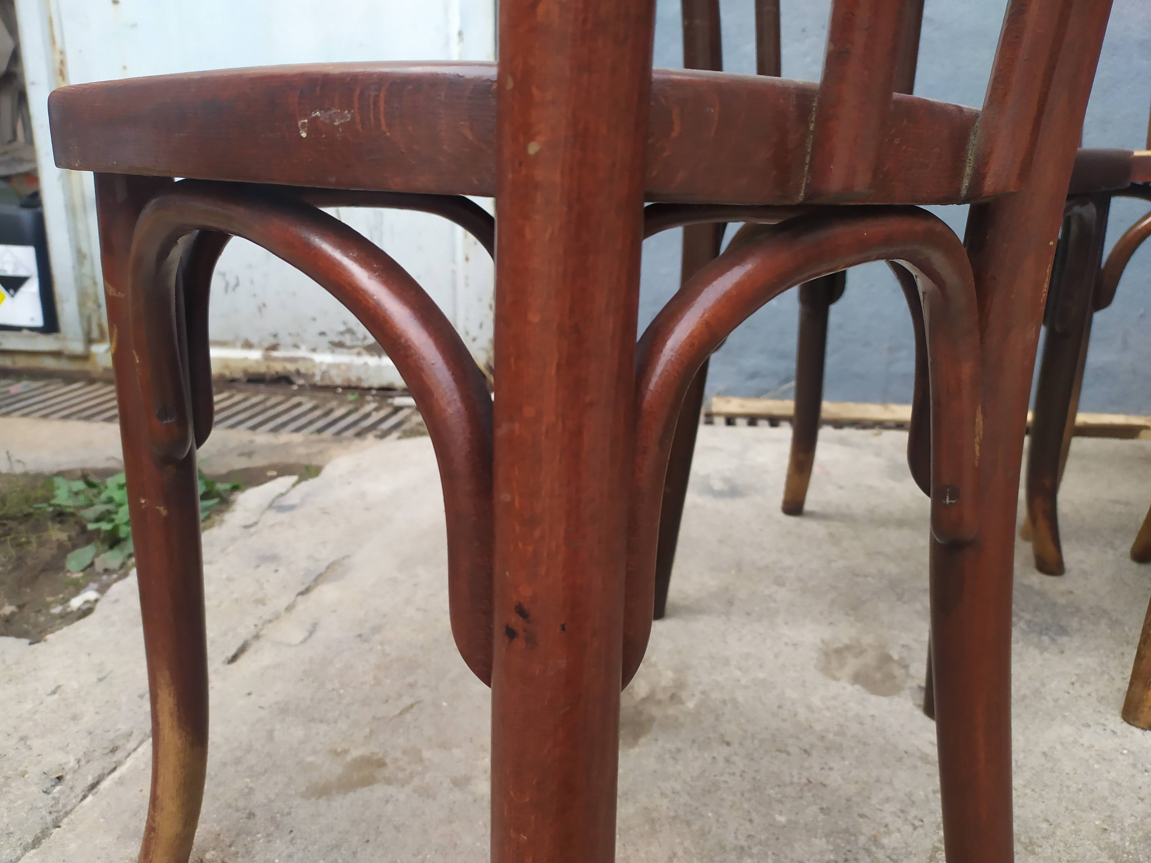 Lot de 16 chaises bistrot