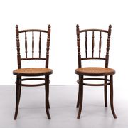 2 Thonet Mundus chairs Vienna Austria, circa 1925