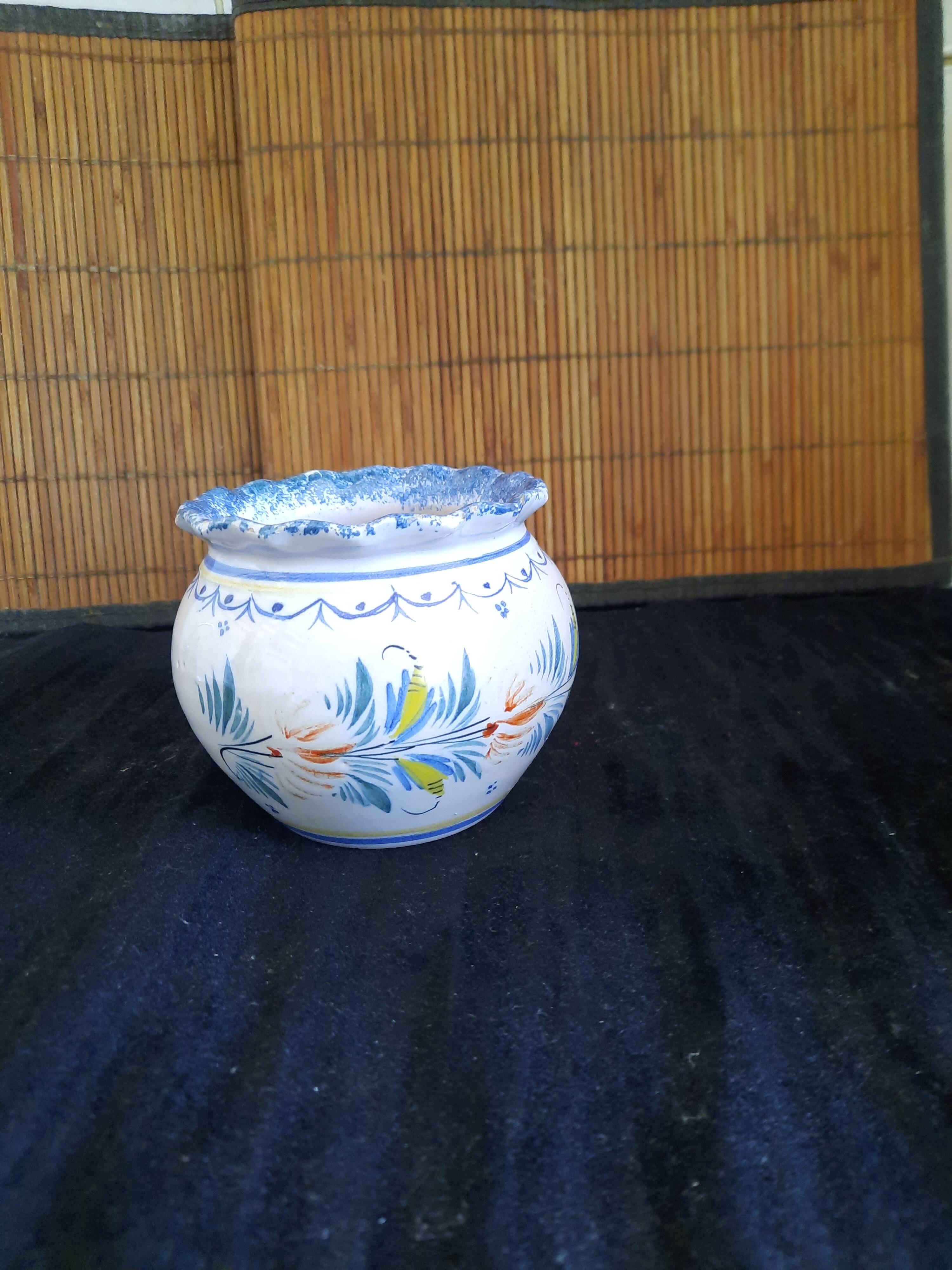 Small round vase HR Quimper - Breton and floral decoration - 10 x 11 cm
