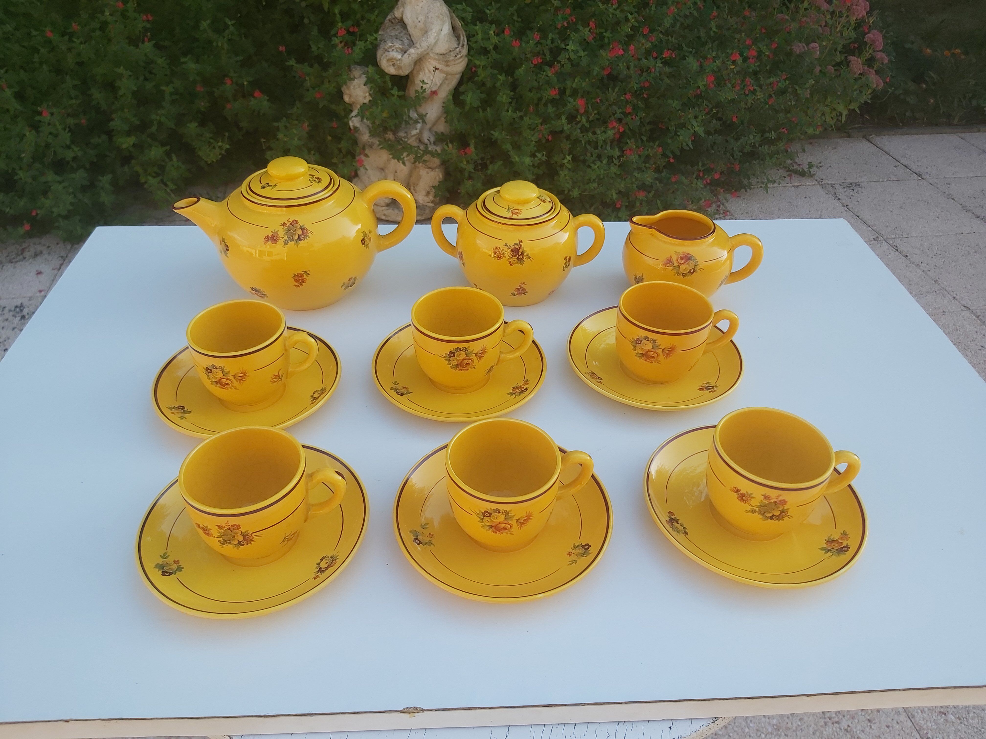 Tea set salins les bains
