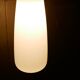 Suspension scandinave opaline et teck par Uno et Östen Kristiansson pour les éditions Luxus