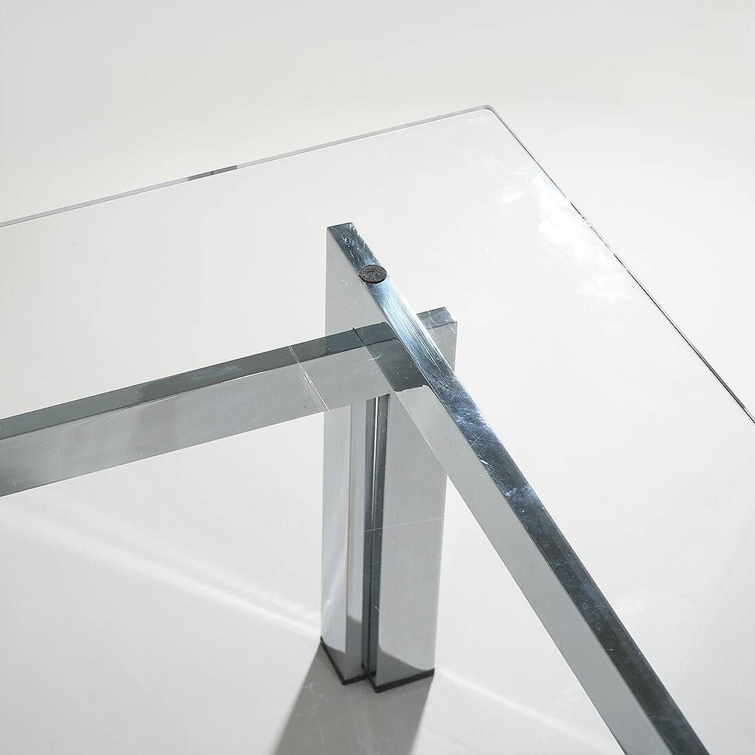 Table basse carrée en verre et acier, années 1970