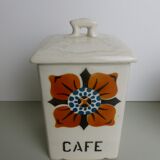 Ceramic spice pot