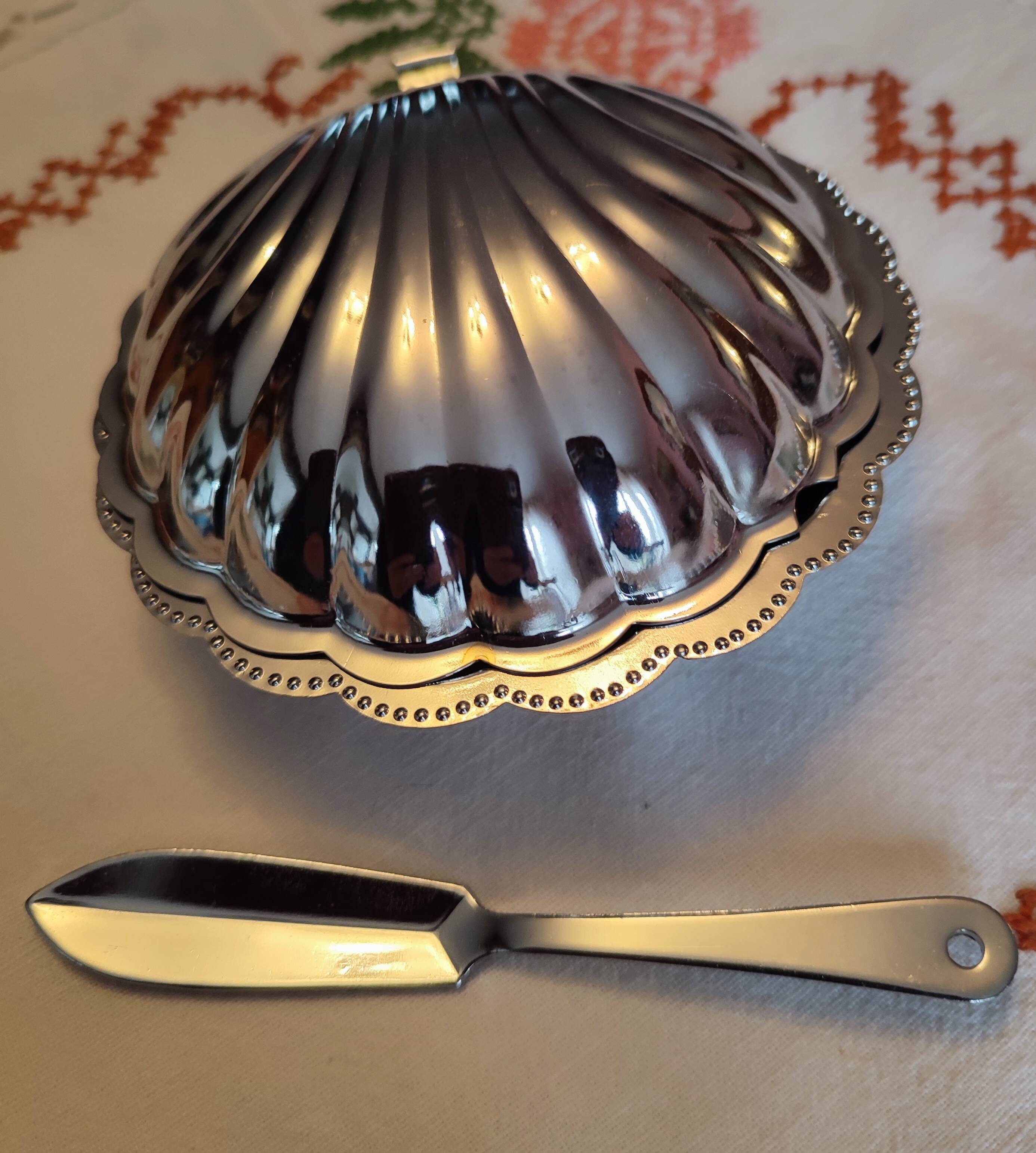 Stainless steel and glass shell butter dish