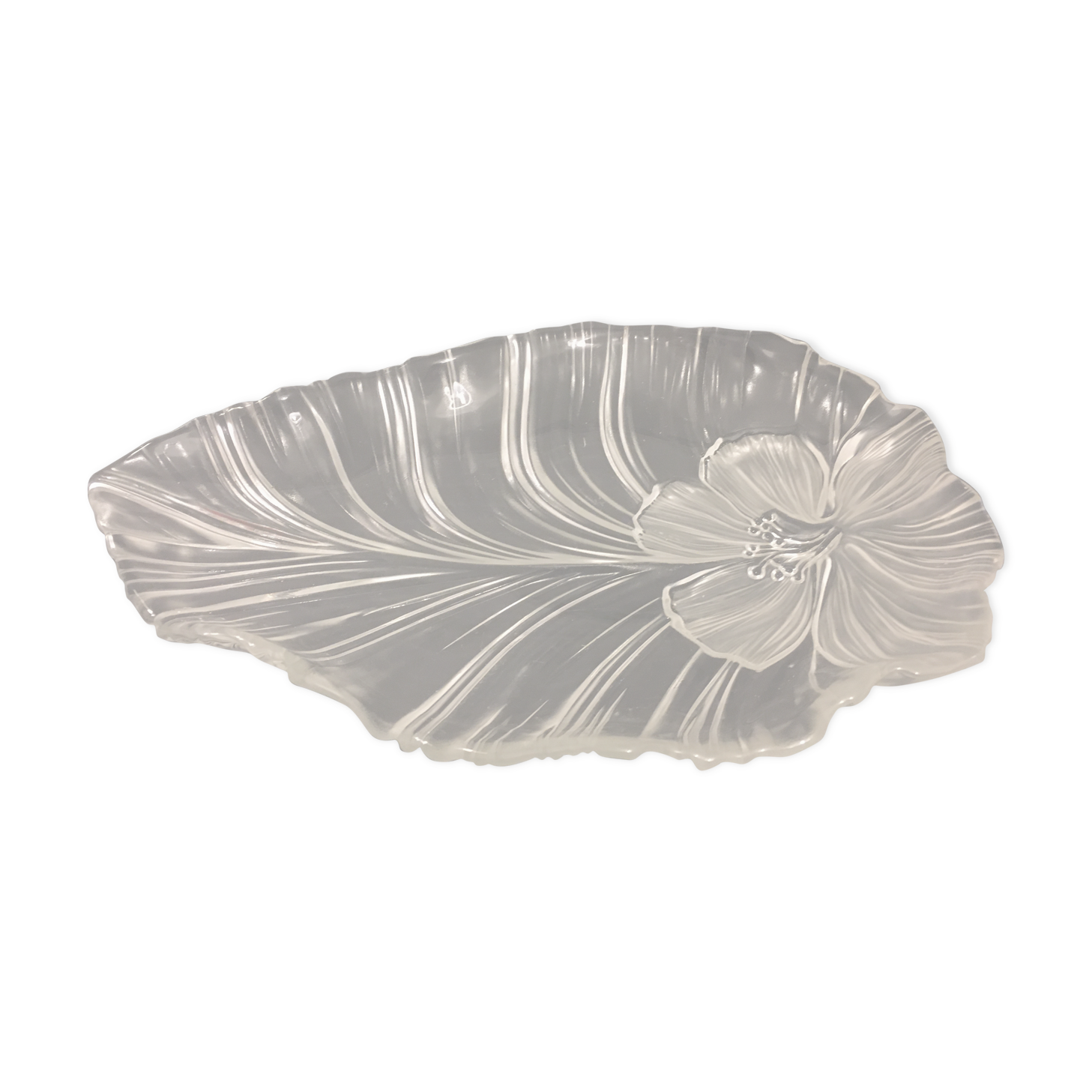 Flower pattern glass dish