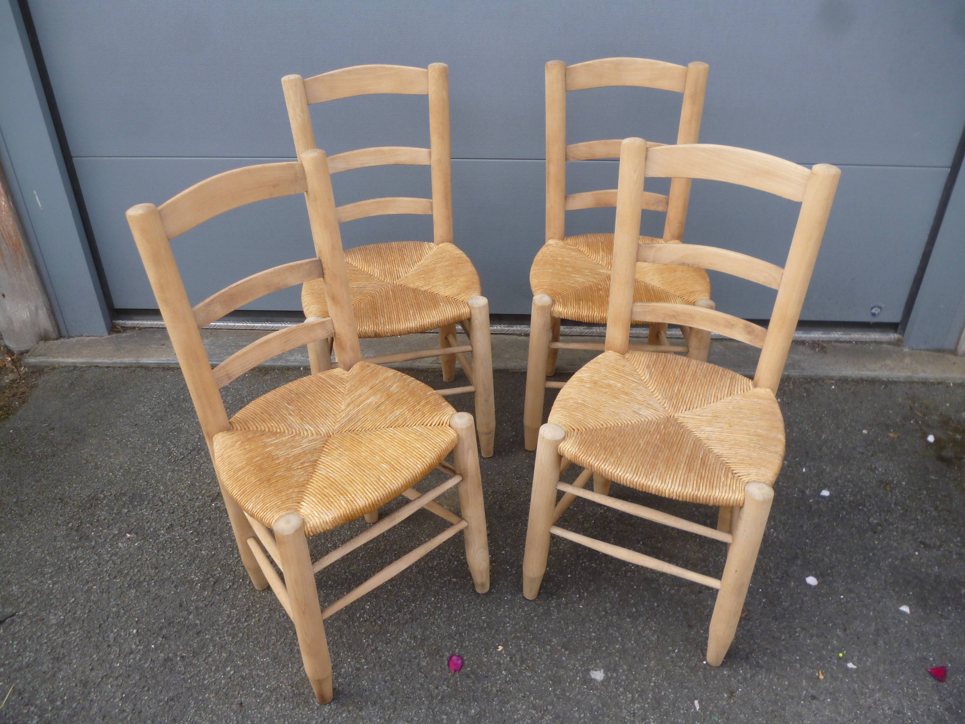 Suite of 4 mulched chairs