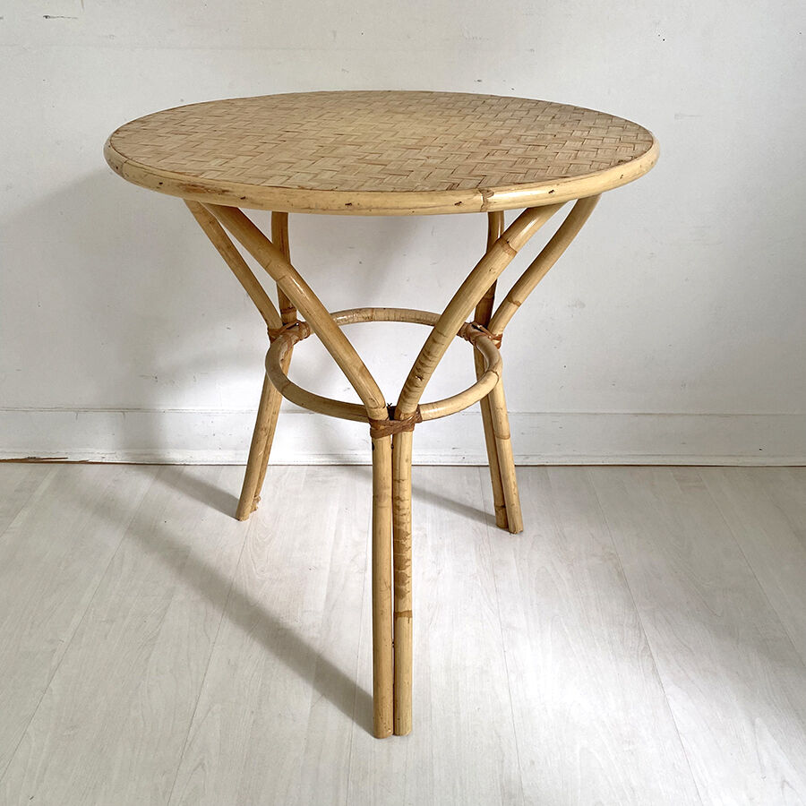 Side table in vintage rattan 60's