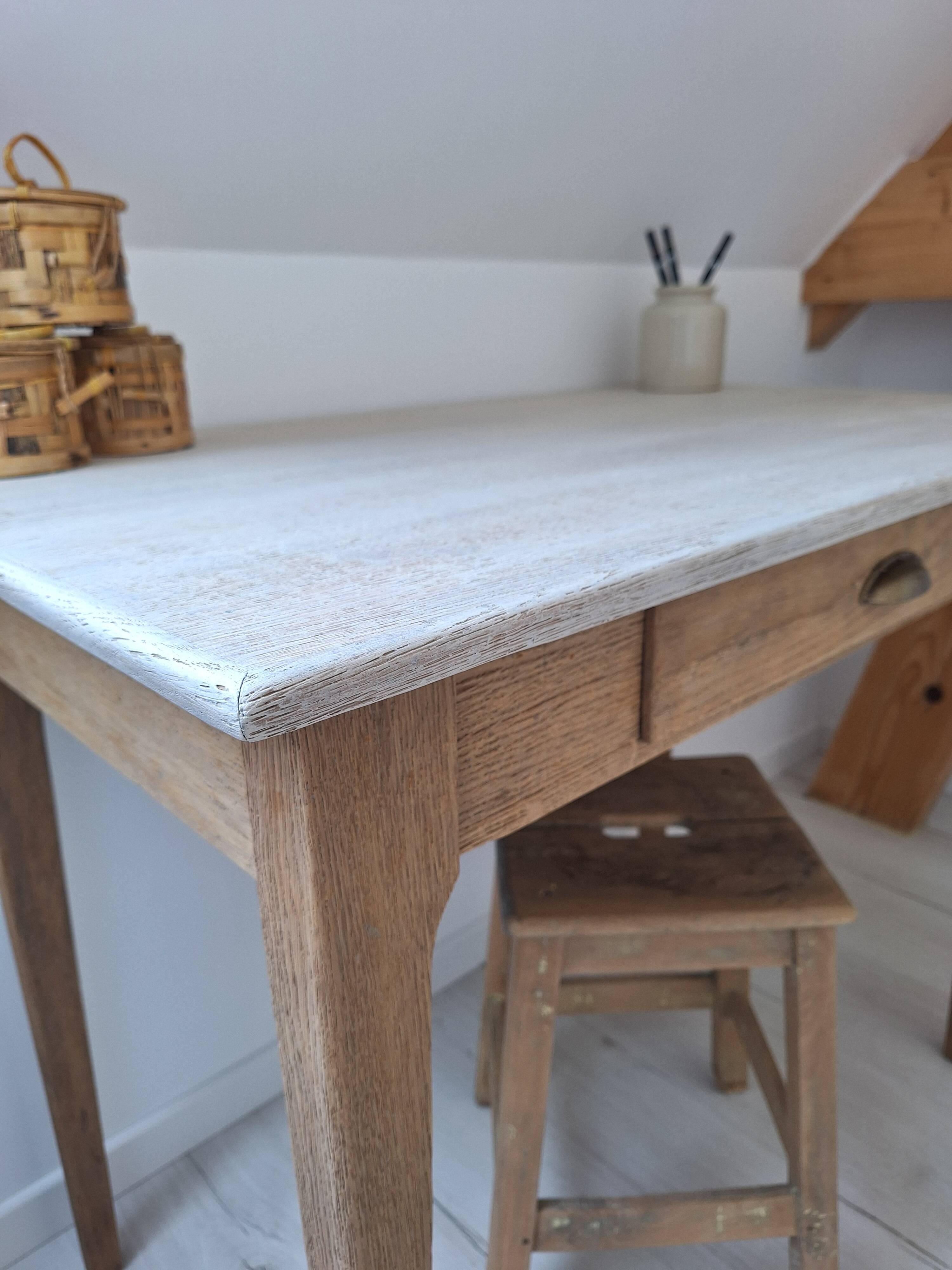 Antique wooden desk – farmhouse table - chic country spirit