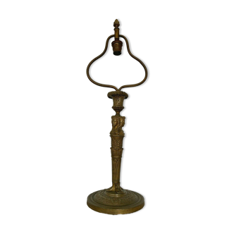 Pied de lampe de style Louis XVI en bronze ciselé Décor de cariatides XX siècle