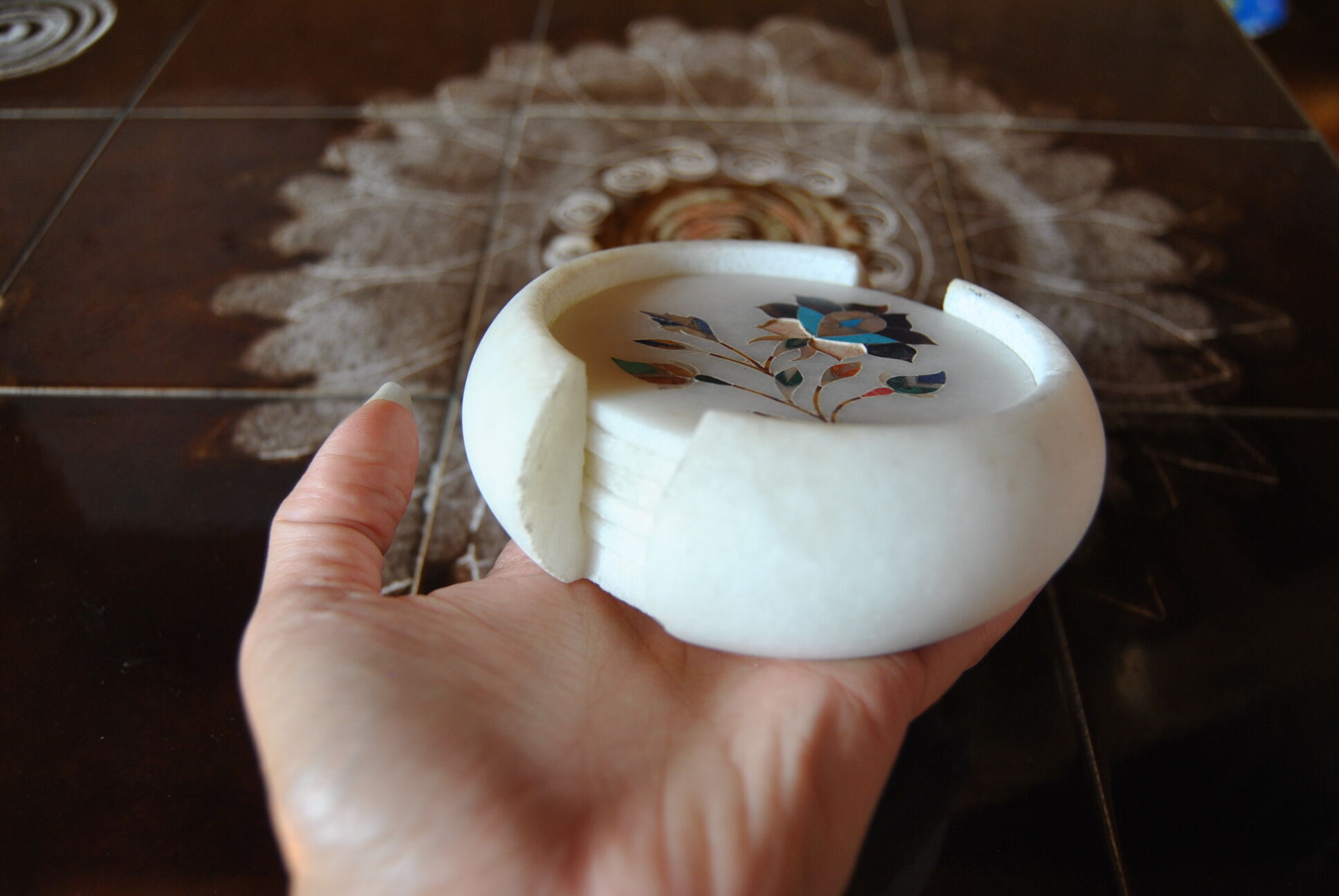 Set of 5 marble and inlaid stone coasters - Artisanal