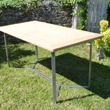 Table top recycled oak