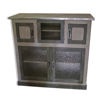 Bar counter